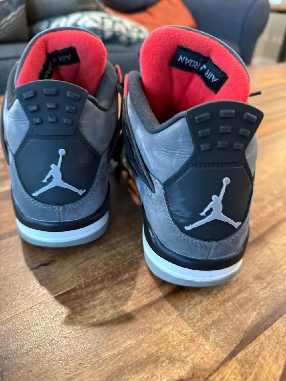 Jordan Men’s Athletic Shoes Gray and Red Retro 4 